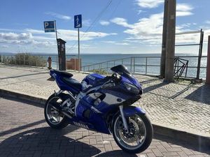 VENDO YAMAHA R6 1999 ALFRAGIDE