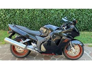 VENDO HONDA CBR 1100 XX SUPERBLACKBIRD (1999 - 00) USATA A SARONNO (CODICE 9921462) - MOTO.IT
