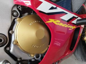 HONDA VTR SP 1 ANO 2000 COM 44000KM. CARCAVELOS E PAREDE