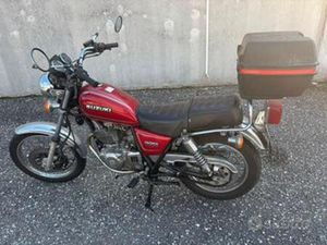 SUZUKI GN 250