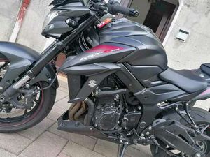 SUZUKI GSX-S 750 NERO