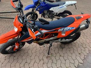 KTM 690 SMC MIT WENIG KILOMETER !!