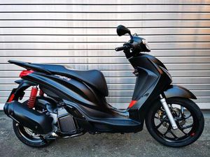 PIAGGIO MEDLEY 125 S ABS AUS 1. HAND, ZUSTAND WIE NEU!