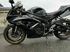 SUZUKI GSX-R 600