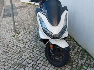 VENDO HONDA PCX 125 SÃO DOMINGOS DE RANA