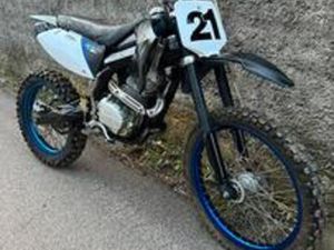MOTO CROSS 250 CC PERFETTAMENTE FUNZIONANTE PREZZOT
