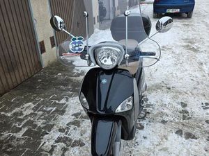 SKUTER PIAGGIO LIBERTY 150 CHELM