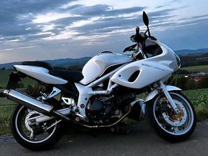 SUZUKI SV 650S TÜV/ A2 GEDROSSELT