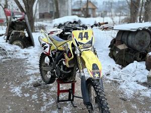 SUZUKI RM-Z 250 OPOCZNO