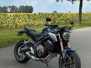 HONDA CB650R (48PS)