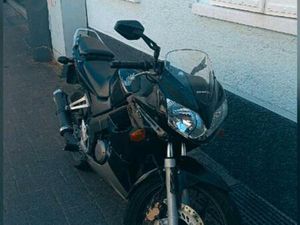 HONDA CBR 125 R GEPFLEGT