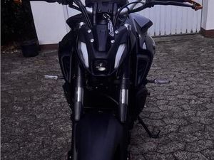 YAMAHA MT07