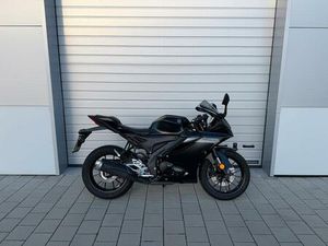 YAMAHA YZF-R 125 RE47 2025 *1.HAND* *3.216KM*