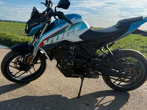 TOLLES MOTORRAD 125 ER VON VOGE ZU VERKAUFEN