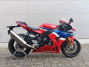 HONDA CBR 1000 RR-R SPR FIREBLADE **JUNGE GEBRAUCHTE**