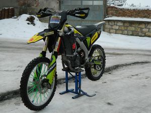 SUZUKI RMZ 450 →