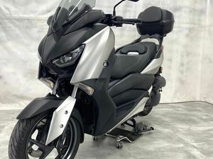 YAMAHA X-MAX