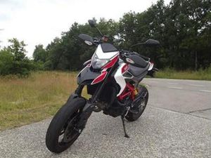 DUCATI HYPERMOTARD 821 SP