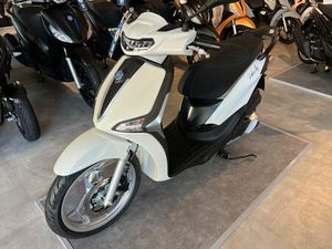 PIAGGIO LIBERTY 50 NEUFAHRZEUG