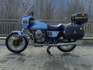 MOTO GUZZI SP 1000
