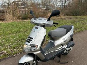 PIAGGIO SKIPPER LX 125CC 1E EIGENAAR! (180CC,SKR,VESPA,ZIP) — SCOOTERS | PIAGGIO — MARKTPLAATS