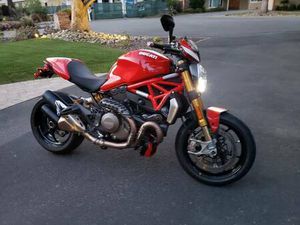2016 DUCATI MONSTER 1200S