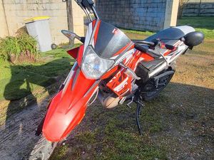 MOTO 50 CC DERBI SENDA XTREM