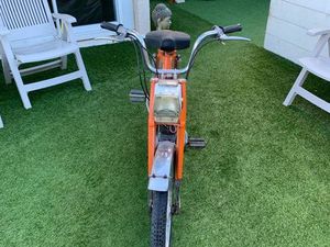 VEND MOBYLETTE MOTO BÉCANE ORANGE 50 V