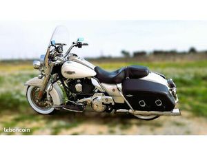 HARLEY-DAVIDSON ROAD KING CLASSIC 103 FLHRC