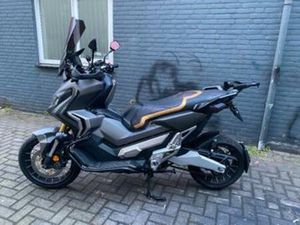 GAVE HONDA X ADV 750 MAT GREY BJ2018 20673KM AKRAPOVIC — MOTOREN | HONDA — MARKTPLAATS
