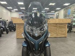 PIAGGIO MP3 530 HPE EXCLUSIVE 2022