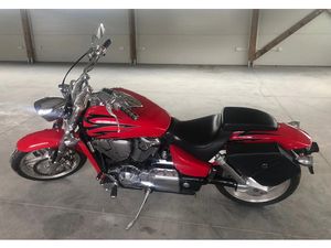 HONDA VTX 1800 F →