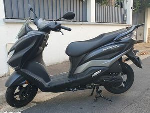 BURGMAN STREET 125EX - 500KM ETAT NEUF