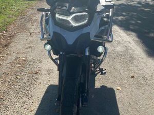 BMW F 750 GS ÉCHANGE POSSIBLE