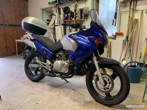 MOTO HONDA 125 VARADERO