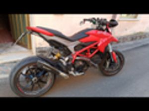 DUCATI HYPERMOTARD 821