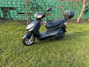 YAMAHA 125 CCM VOLLFAHRBEREIT