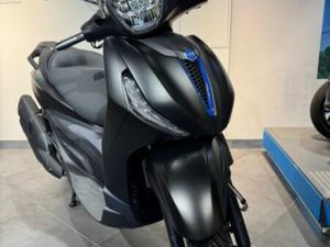 PIAGGIO BEVERLY S 400 2026 400 CM3 | SCOOTER | 151 KM | NOIR | 78150 LE CHESNAY