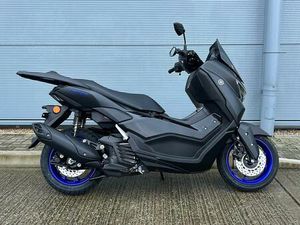 YAMAHA NMAX 125