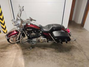 HARLEY-DAVIDSON ROAD KING CLASSIC