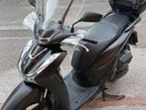 SCOOTER SH 150