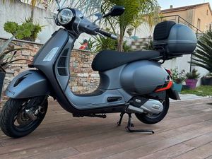 SCOOTER VESPA 125