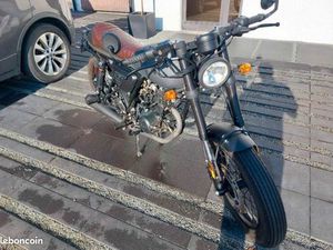 ARCHIVE MOTOR CAFÉ RACER AM-80 50 CC