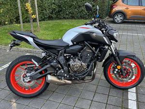 YAMAHA MT-07