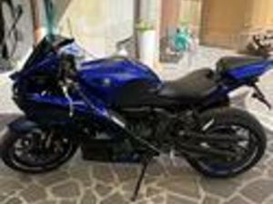 YAMAHA YZF R7 2022