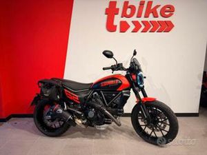 DUCATI SCRAMBLER 800 FULL THROTTLE