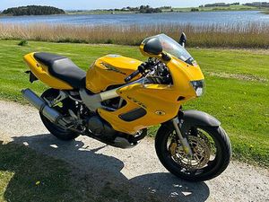 HONDA VTR 1000 FIRESTORM