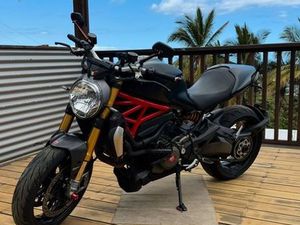 DUCATI MONSTER 1200S