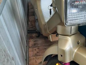 ② HONDA WALLAROO A