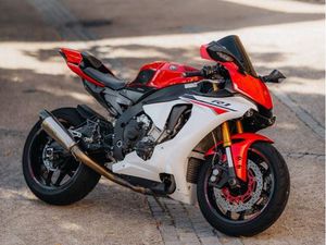 YAMAHA YZF-R1 2015 ROUGE